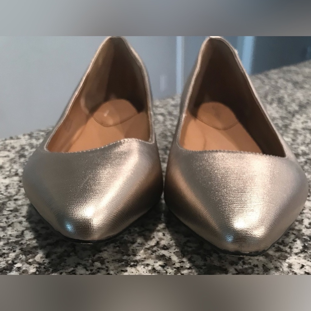 Woman shoes
